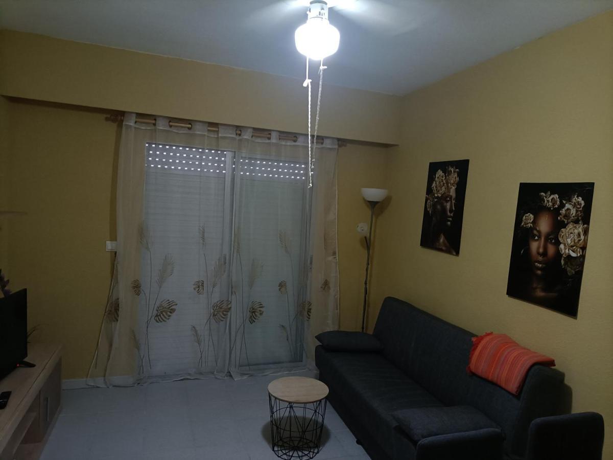 Apto Lore Playa Con Aire Acondicionado سانتا بولا المظهر الخارجي الصورة